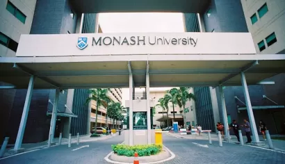 TRƯỜNG ĐẠI HỌC MONASH UNIVERSITY